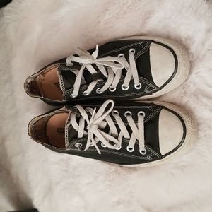 Black Converse